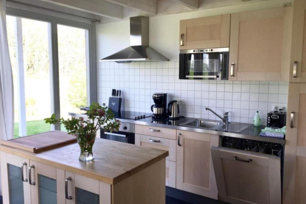W7 - Sehr Schoenes Ferienhaus Mit Toller Lage Und Super Aussicht In Roebel An Der Mueritz Villa Exterior photo